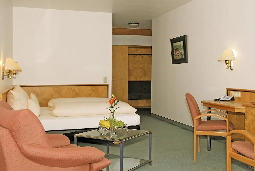 Matchpoint Hotel Altdorf bei Nuernberg 2*,